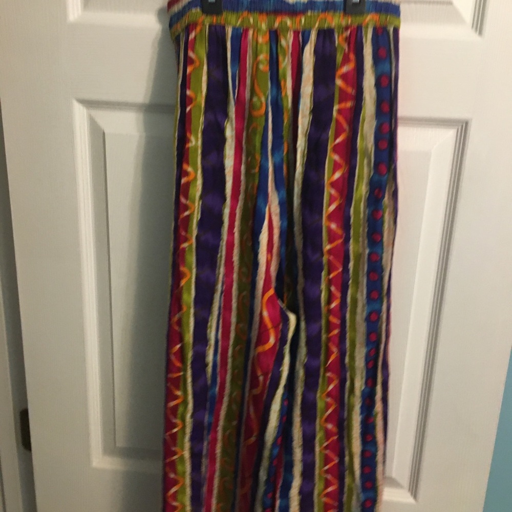 Colorful capris - Picture 3 of 3